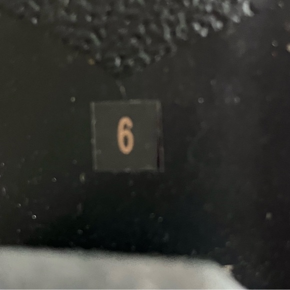 Matisse Womens Suede Ankle Boots Sz 6M Tan Zip Studded Booties Boho - Picture 9 of 11